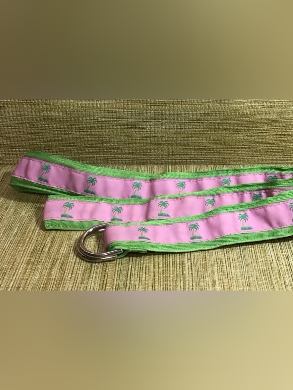 Posted 2d ago
Eliza B Fabric Belt Pink and Green with Palm Trees Size Large (43)